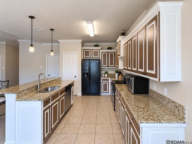 13138 Montrose North Drive, Denham Springs, LA 70726