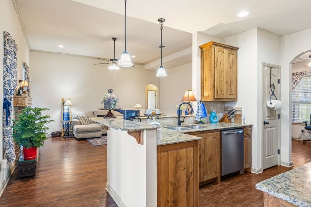 169 Savannah Drive, Weatherford, TX 76087