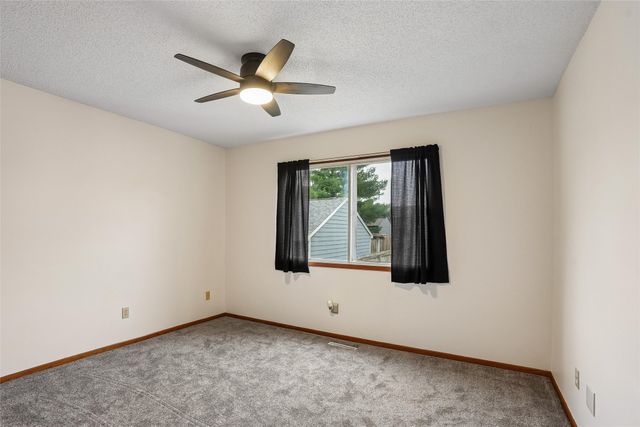 2446 SE 18th Court, Des Moines, IA 50320