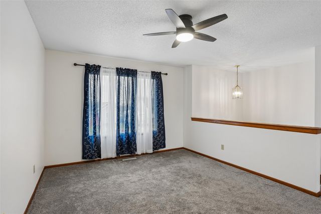 2446 SE 18th Court, Des Moines, IA 50320