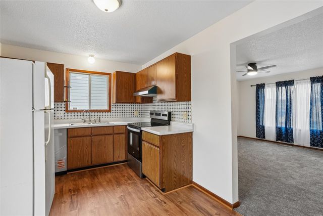 2446 SE 18th Court, Des Moines, IA 50320