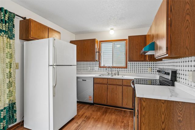 2446 SE 18th Court, Des Moines, IA 50320