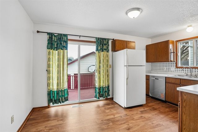 2446 SE 18th Court, Des Moines, IA 50320