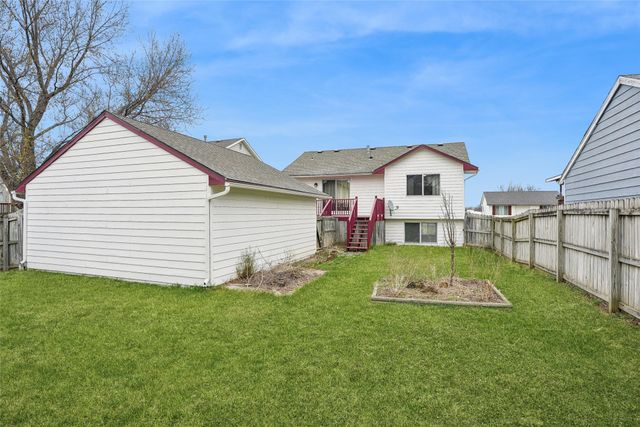 2446 SE 18th Court, Des Moines, IA 50320