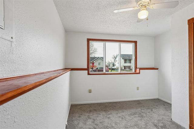 2446 SE 18th Court, Des Moines, IA 50320