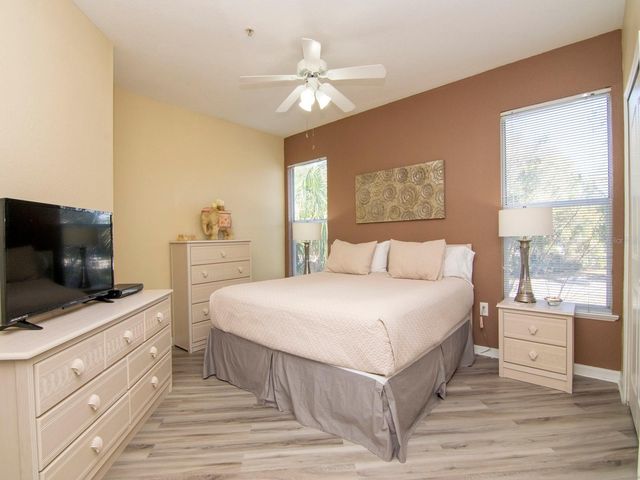 5815 LEGACY CRESCENT PLACE 202, Riverview, FL 33578