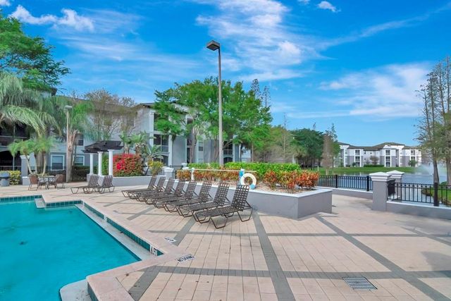 5815 LEGACY CRESCENT PLACE 202, Riverview, FL 33578