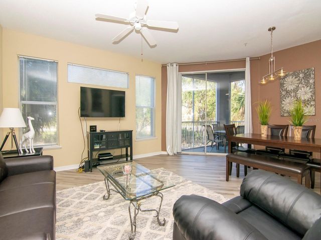 5815 LEGACY CRESCENT PLACE 202, Riverview, FL 33578