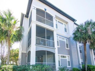 5815 LEGACY CRESCENT PLACE 202, Riverview, FL 33578