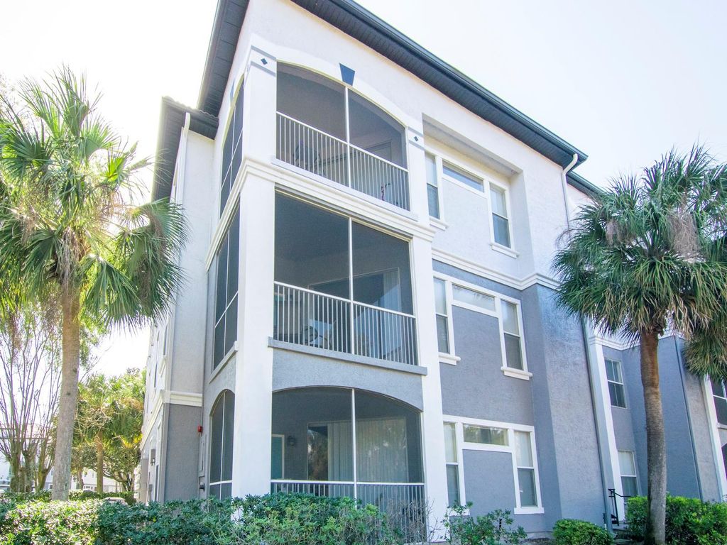 5815 LEGACY CRESCENT PLACE 202, Riverview, FL 33578
