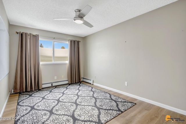 6008 Winding Way, Anchorage, AK 99504