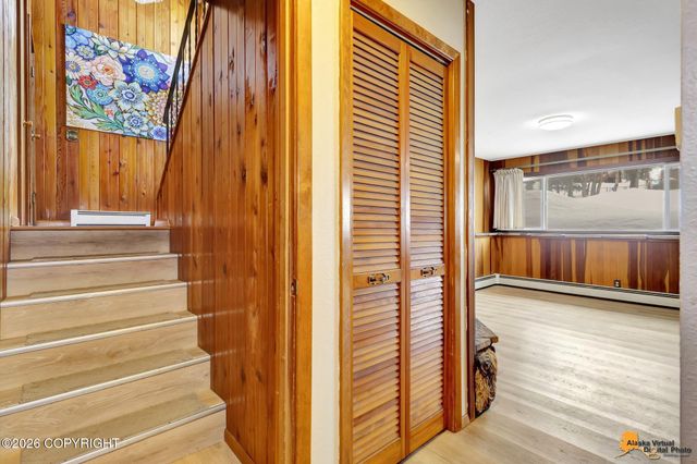 6008 Winding Way, Anchorage, AK 99504