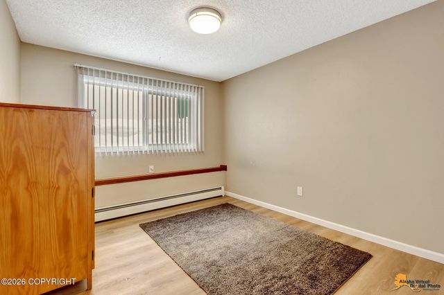 6008 Winding Way, Anchorage, AK 99504