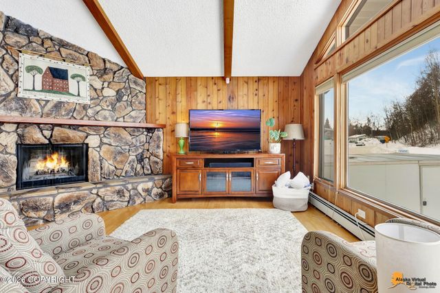 6008 Winding Way, Anchorage, AK 99504