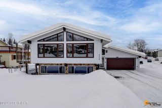 6008 Winding Way, Anchorage, AK 99504