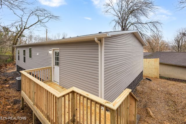 5432 Bland Lane, Knoxville, TN 37920