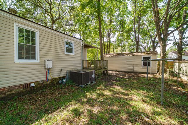 2707 Saratoga Road, North Charleston, SC 29405