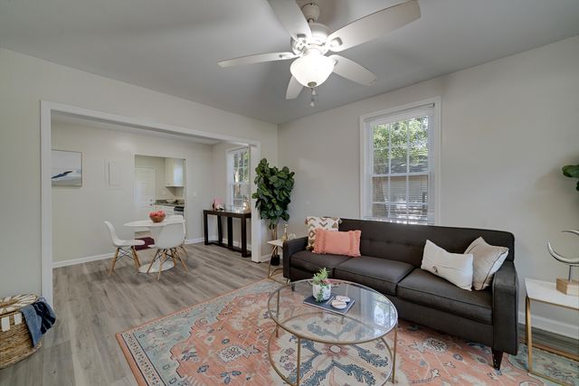2707 Saratoga Road, North Charleston, SC 29405