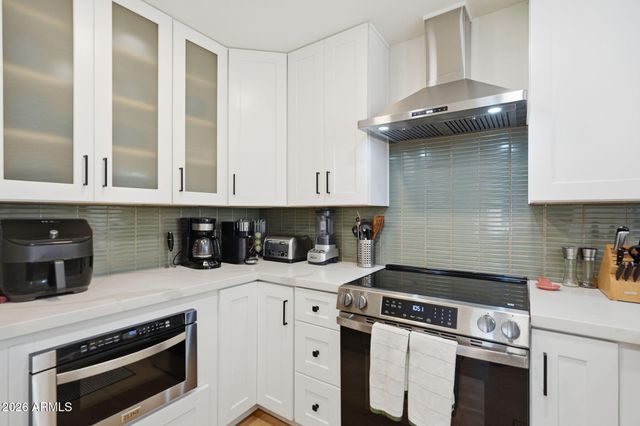 4234 E WINNETKA Drive, Phoenix, AZ 85044