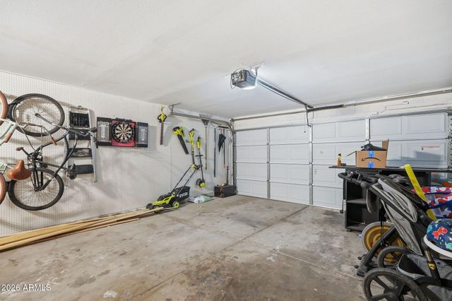 4234 E WINNETKA Drive, Phoenix, AZ 85044