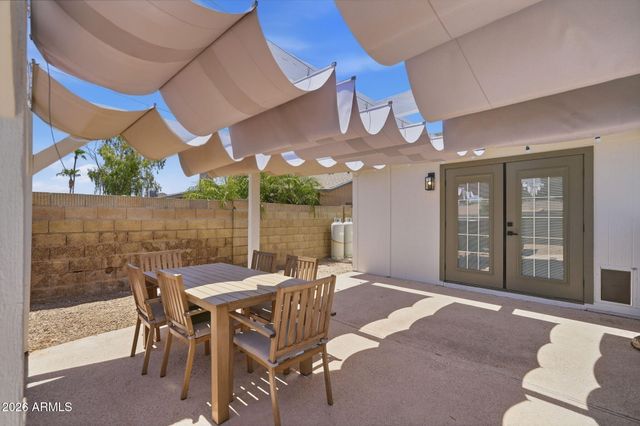 4234 E WINNETKA Drive, Phoenix, AZ 85044