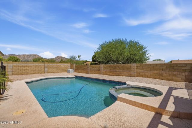 4234 E WINNETKA Drive, Phoenix, AZ 85044
