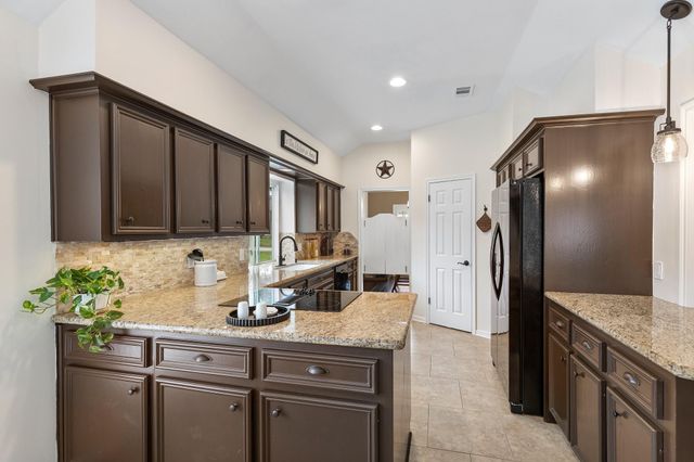 3111 Manor Grove Drive, Kingwood, TX 77345