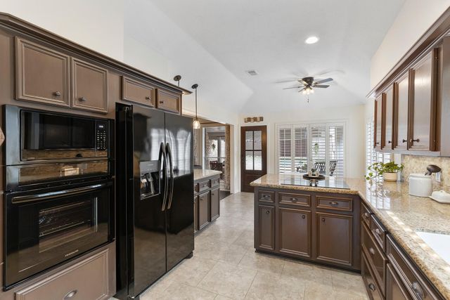 3111 Manor Grove Drive, Kingwood, TX 77345