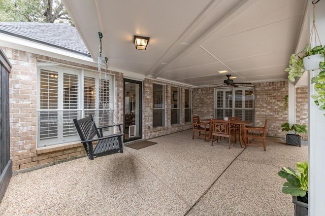 3111 Manor Grove Drive, Kingwood, TX 77345