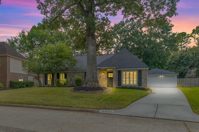 3111 Manor Grove Drive, Kingwood, TX 77345