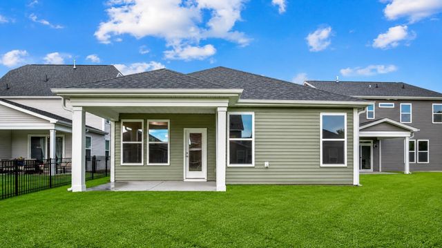 1324 Wykham Park Dr., Myrtle Beach, SC 29579