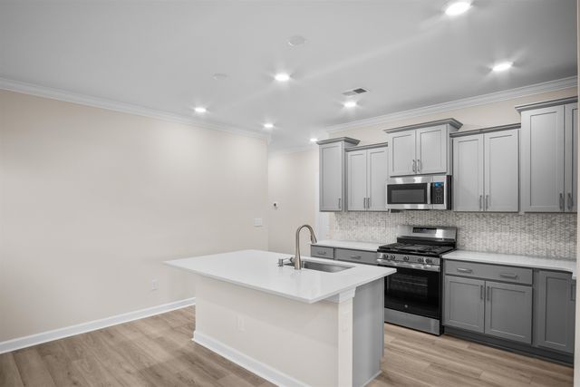 1324 Wykham Park Dr., Myrtle Beach, SC 29579