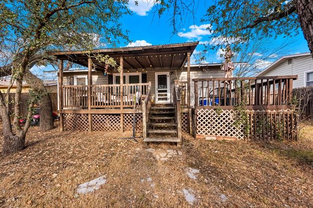 603 N Lewis Ave, Kerrville, TX 78028