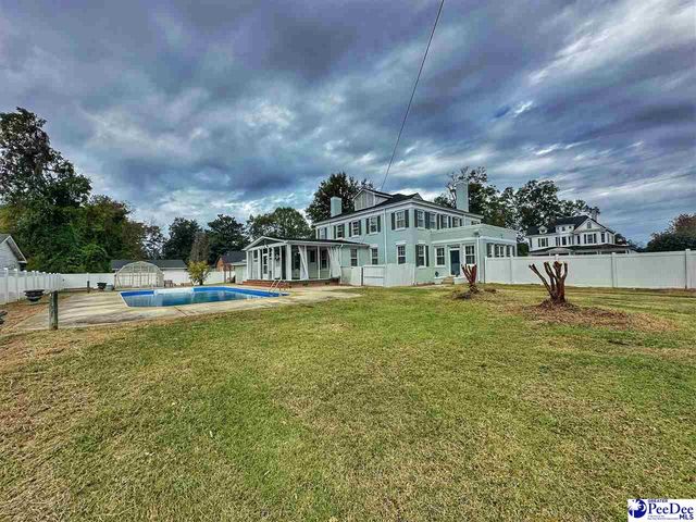 408 E Cleveland Street, Dillon, SC 29536