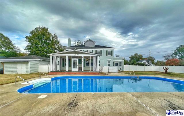 408 E Cleveland Street, Dillon, SC 29536