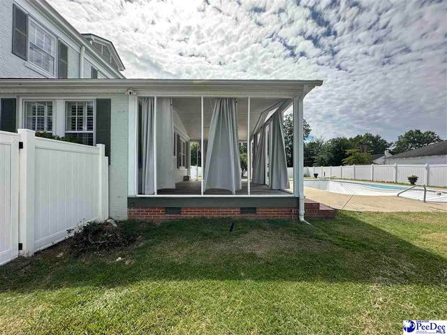 408 E Cleveland Street, Dillon, SC 29536