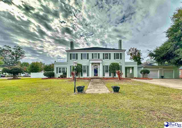 408 E Cleveland Street, Dillon, SC 29536