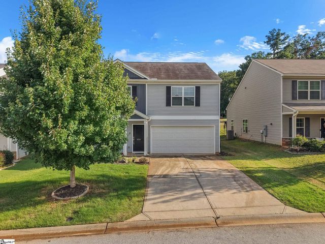 520 Millsgate Circle, Boiling Springs, SC 29316