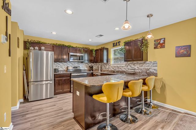 520 Millsgate Circle, Boiling Springs, SC 29316