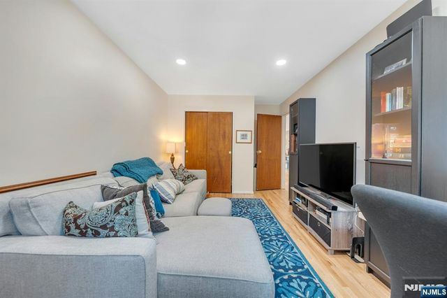 149 3rd Avenue, Westwood, NJ 07675
