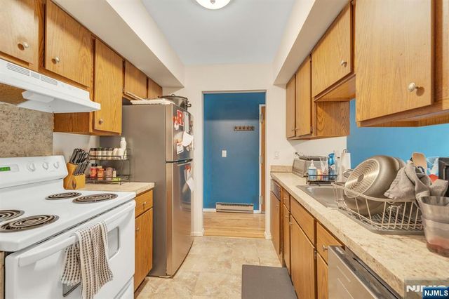 149 3rd Avenue, Westwood, NJ 07675