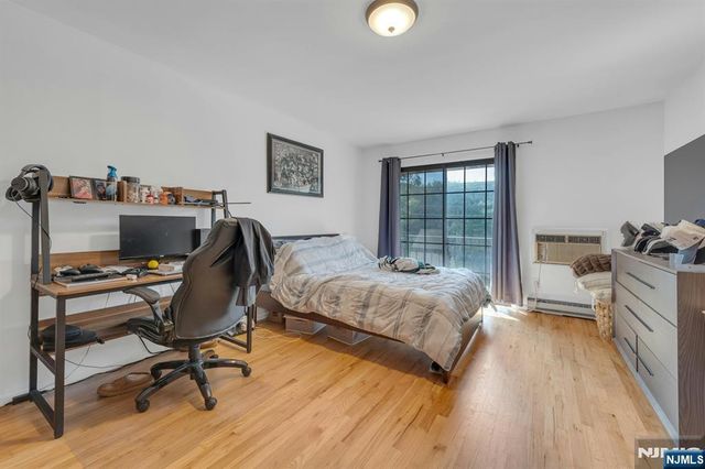 149 3rd Avenue, Westwood, NJ 07675