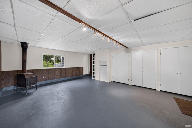 1962 E La Salle Avenue, Mishawaka, IN 46545