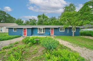 1962 E La Salle Avenue, Mishawaka, IN 46545