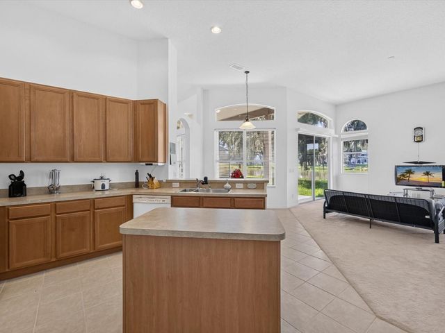 2275 RAMBLING OAKS WAY, Kissimmee, FL 34746