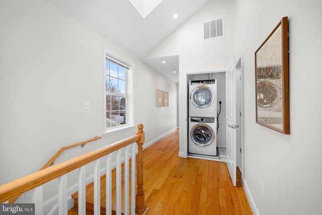 4521 CLAY ST NE, Washington, DC 20019