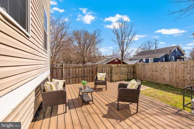 4521 CLAY ST NE, Washington, DC 20019