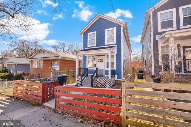 4521 CLAY ST NE, Washington, DC 20019