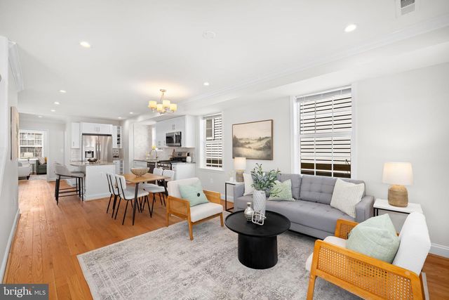 4521 CLAY ST NE, Washington, DC 20019