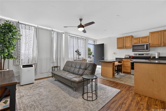 94-249 Waikele Road B4, Waipahu, HI 96797